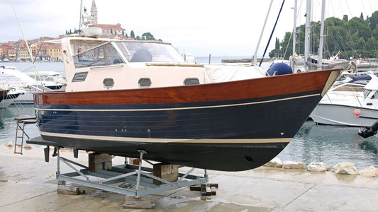 Deadrise on a boat.